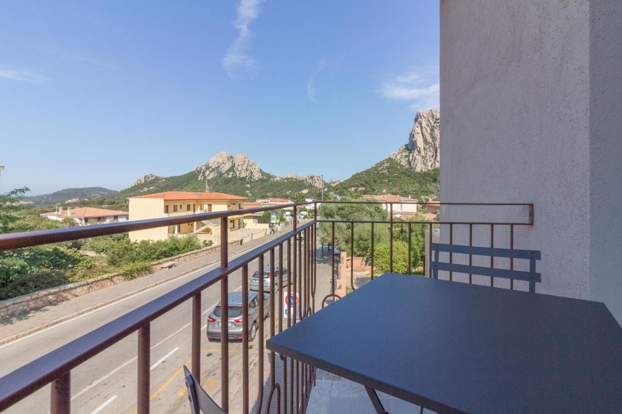 Piccola Petra Sarda Apartman San Pantaleo Kültér fotó